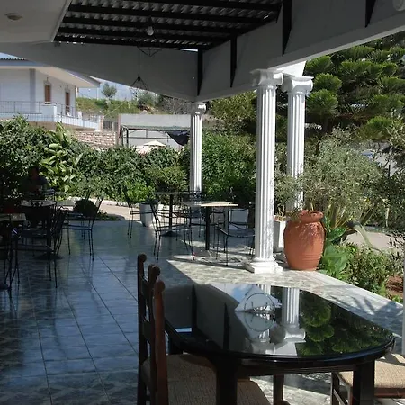 Freskia Ξενοδοχείο 3*
