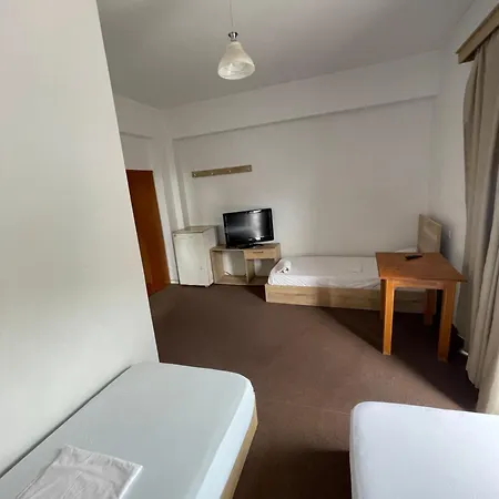 Freskia Hotel 3*