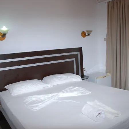 Hotel Freskia 3*