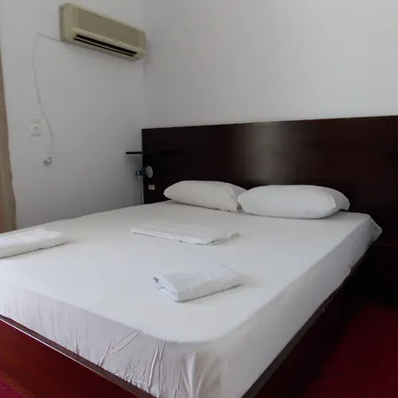 Freskia Hotel