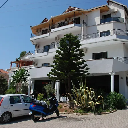 Freskia Hotel