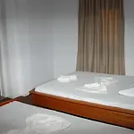 Freskia Hotel 3*