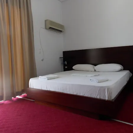 酒店 Freskia Sarandë